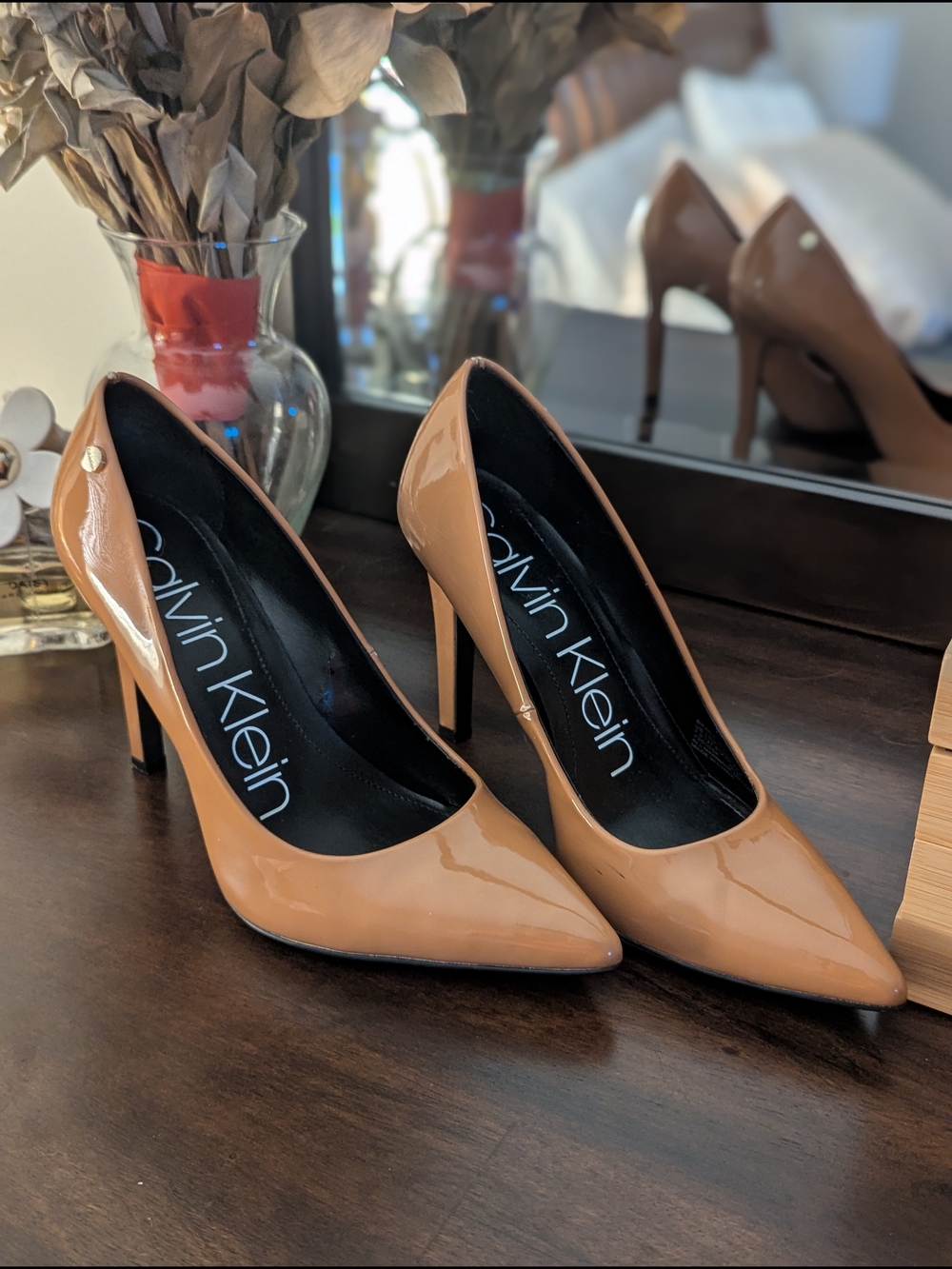 🚨Calvin Klein Brady Nude Patent Leather Pointed Toe Stiletto Pumps Heels 7.5